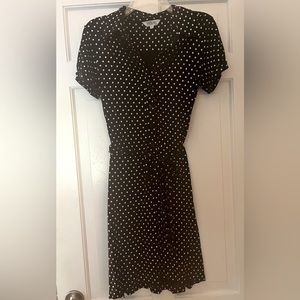 Short dress with tie belt